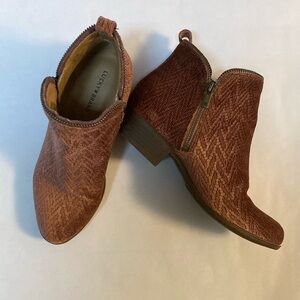 Lucky Brand Girl’s Blush Ankle Boots